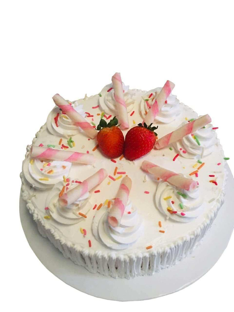 Strawberry Flavoured Ice Cream Cake by Yalu Yalu - yaluyalu