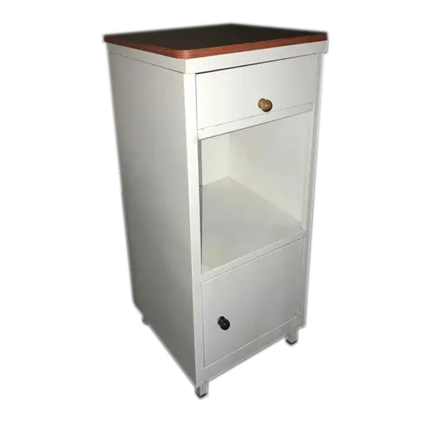 යාලුයාලු විසින් ඇඳ මේසය උඩින්