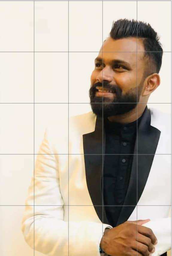 Single Person Pencil Art Portrait by YaluYalu - yaluyalu