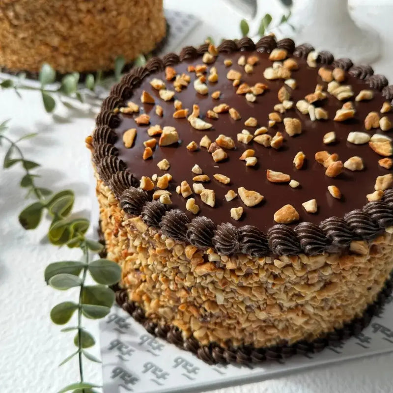 Chocolate Cashew Cake - Fab