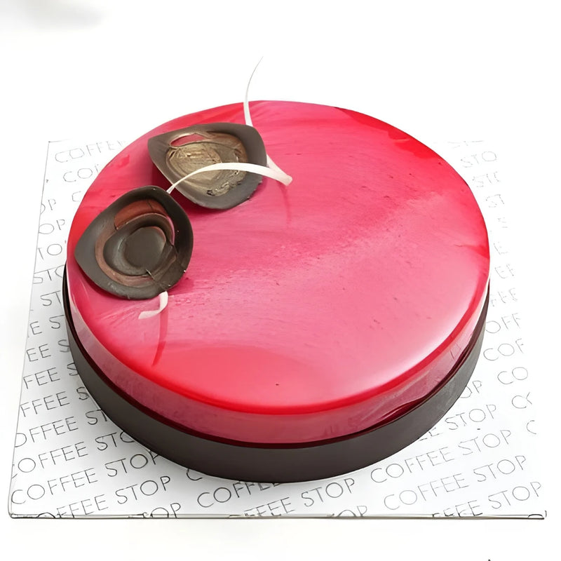 Dark Chocolate Strawberry Glaze Cake 1 Kg –  Cinnamon Grand | YaluYalu Sri Lanka Delivery