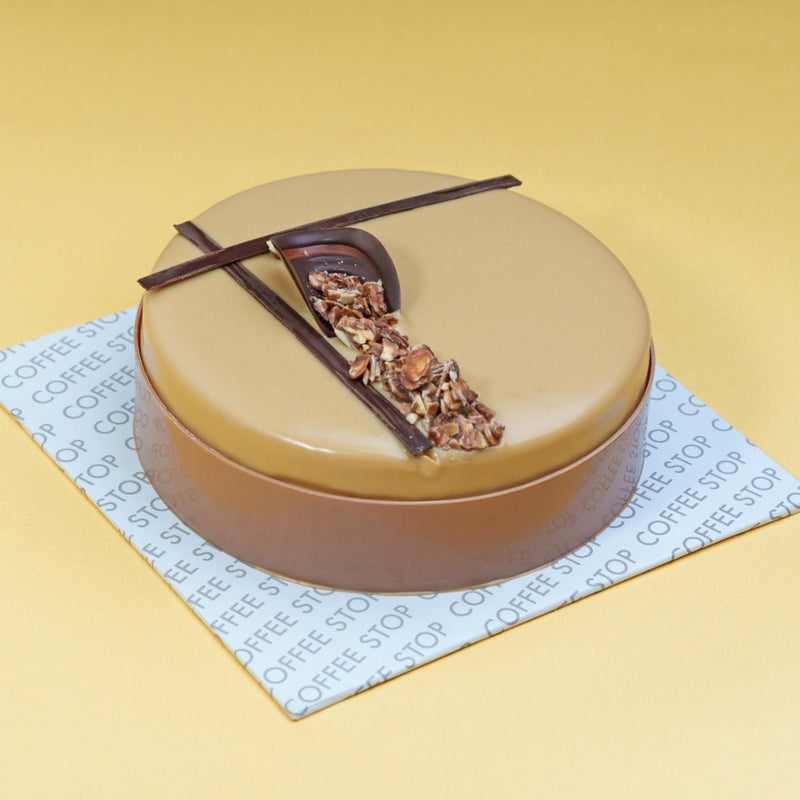 සිනමන් ග්‍රෑන්ඩ් විසින් මොචා ආමන්ඩ් නට්ටි කේක් | යාලුයාලු | ශ්‍රී ලංකාවේ කේක් බෙදා හැරීම | කේක්