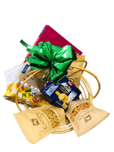 Snack Delight Basket by YaluYalu