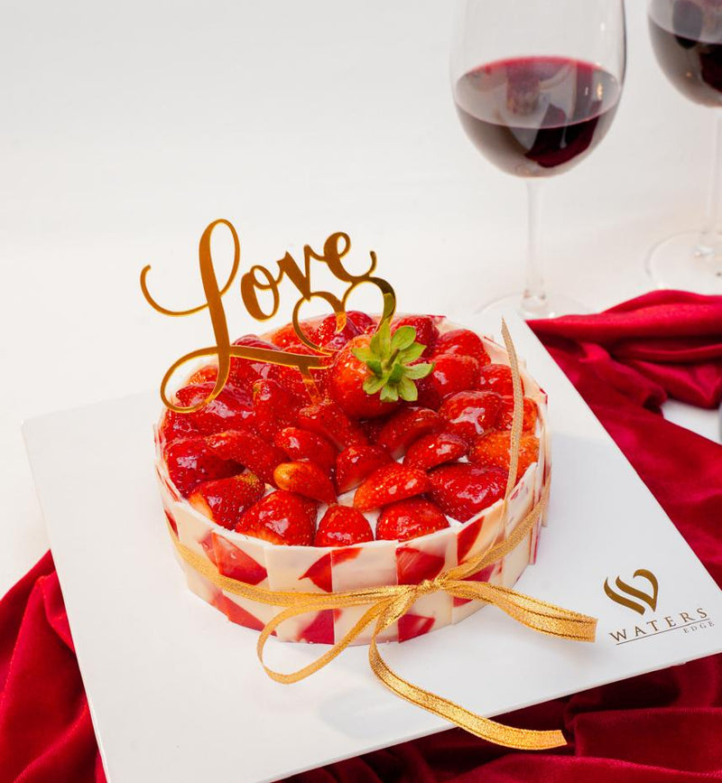 Valentine strawberry cheesecake by Hotel Waters Edge | Yalu Yalu | Delivery in Sri Lanka