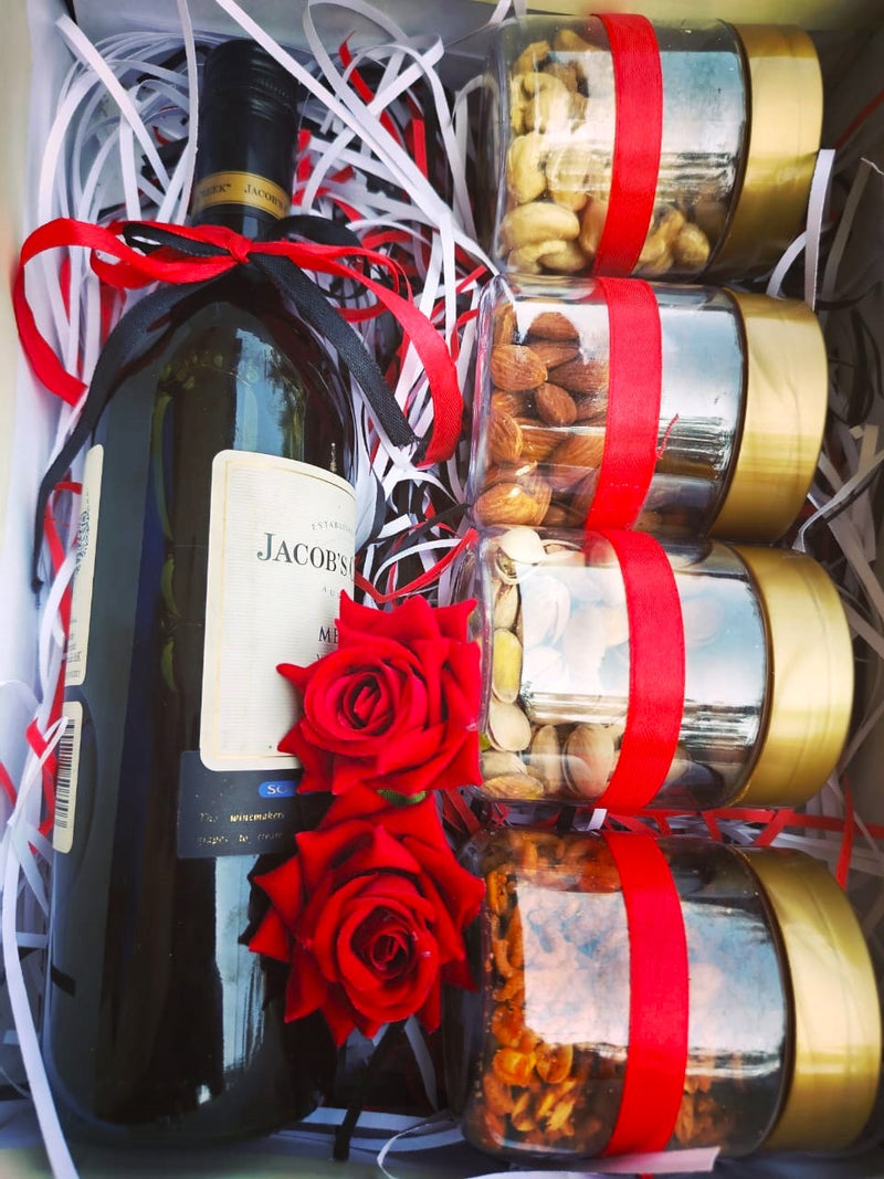 Elegant Indulgence Gift Box 1 by Yalu Yalu | Delivery in Sri Lanka