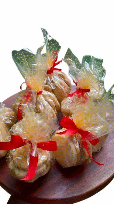 Xmas Cookie Pack by YaluYalu | Delivery in Sri Lanka