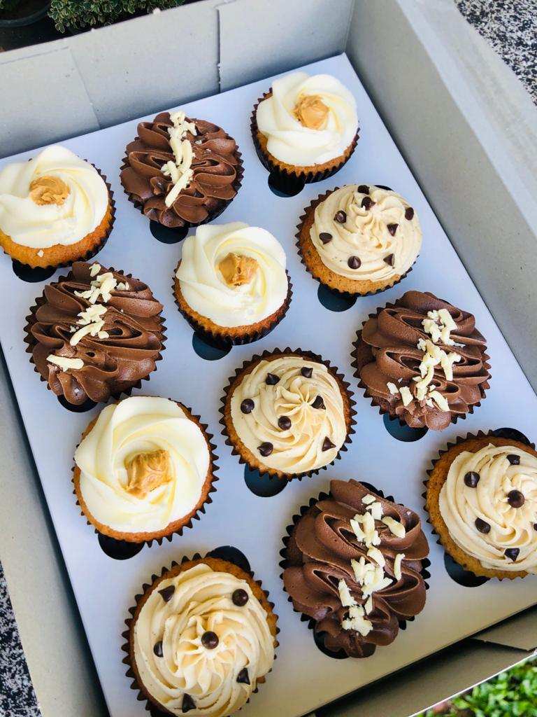 Three Flavors Cupcake Box by YaluYalu - yaluyalu