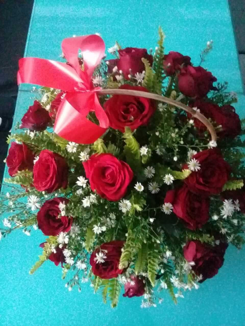 Beautiful Rose Basket - yaluyalu