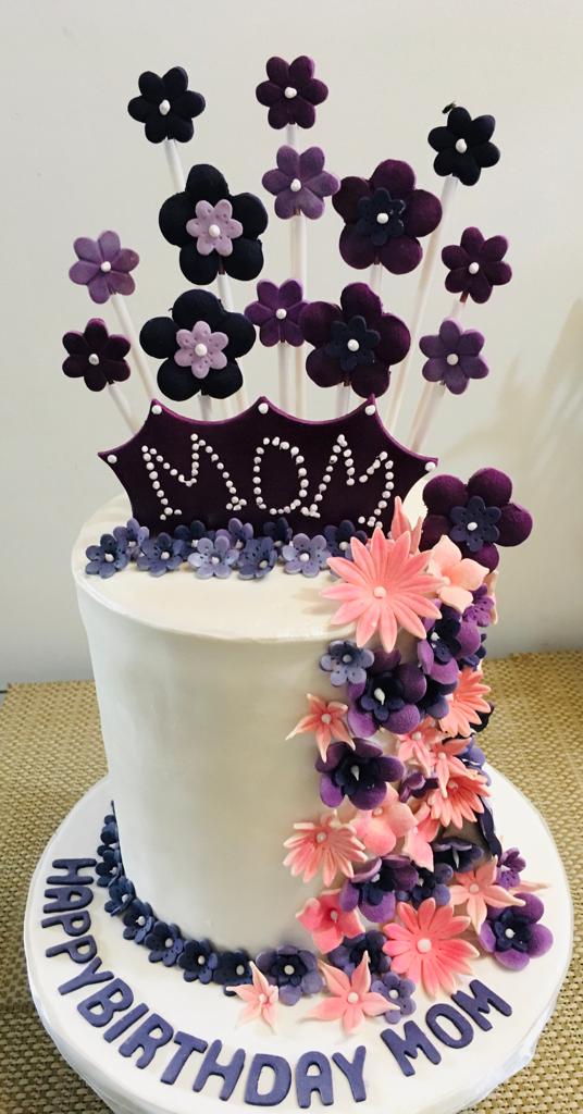 Floral Design Cake by yaluyalu yaluyalu
