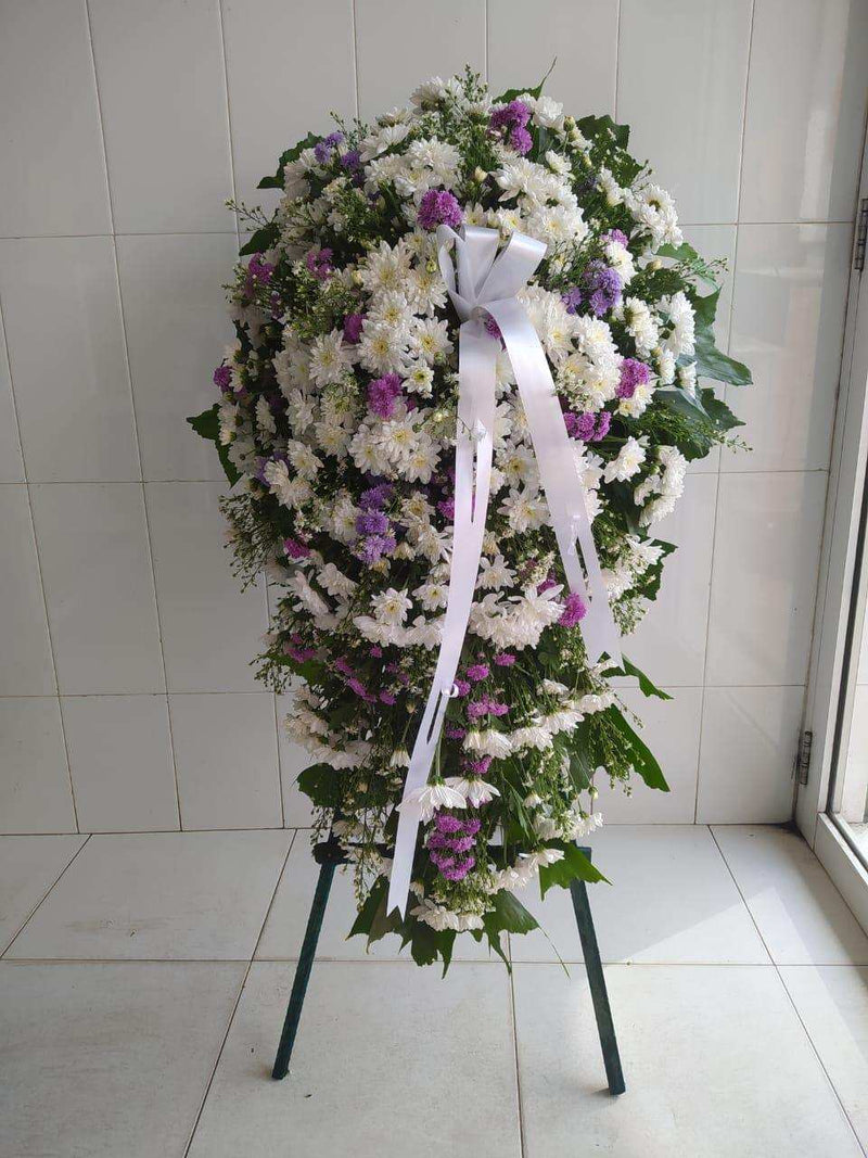 White Crysanthimum & Purple Flower Wreath - yaluyalu