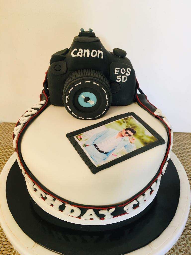 Camera Cake by Yalu Yalu - yaluyalu