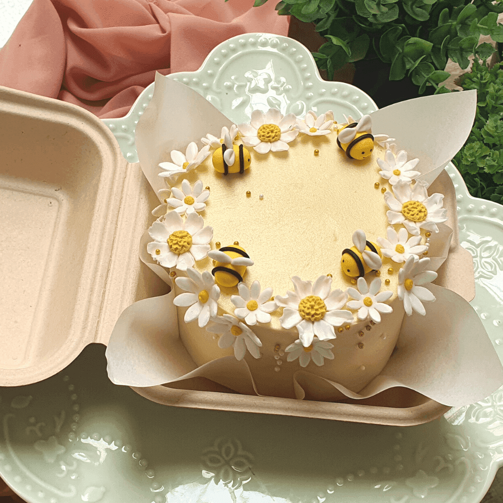 Bento Cake Design 18 by The Fab Yalu Yalu Fab Cake Delivery Fab