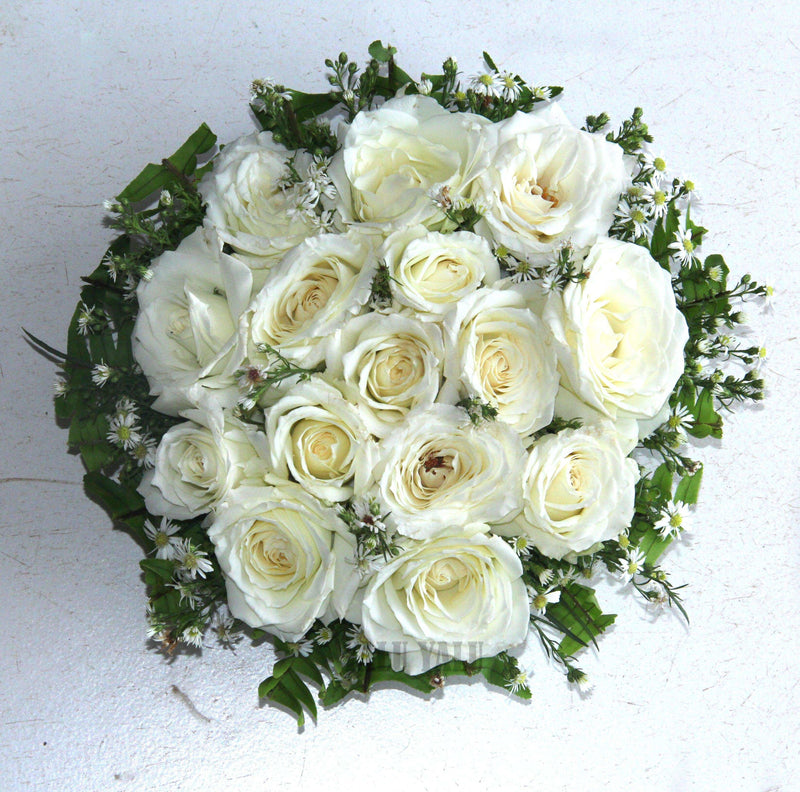 White Roses Coffin Wreath - yaluyalu