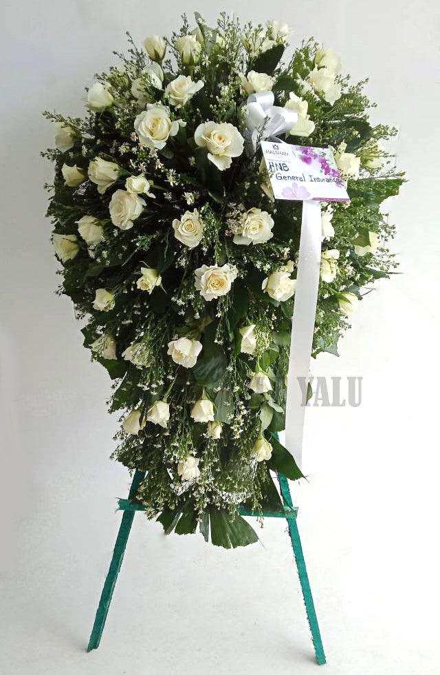 White Roses Stand Wreath - yaluyalu