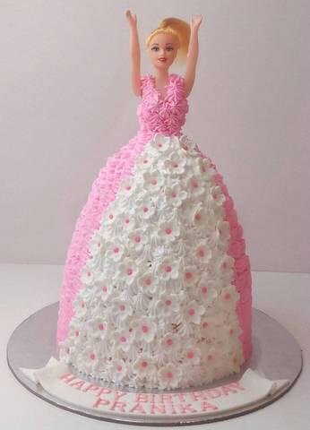Barbie Girl Doll Cake-Fondant Icing By YaluYalu yaluyalu