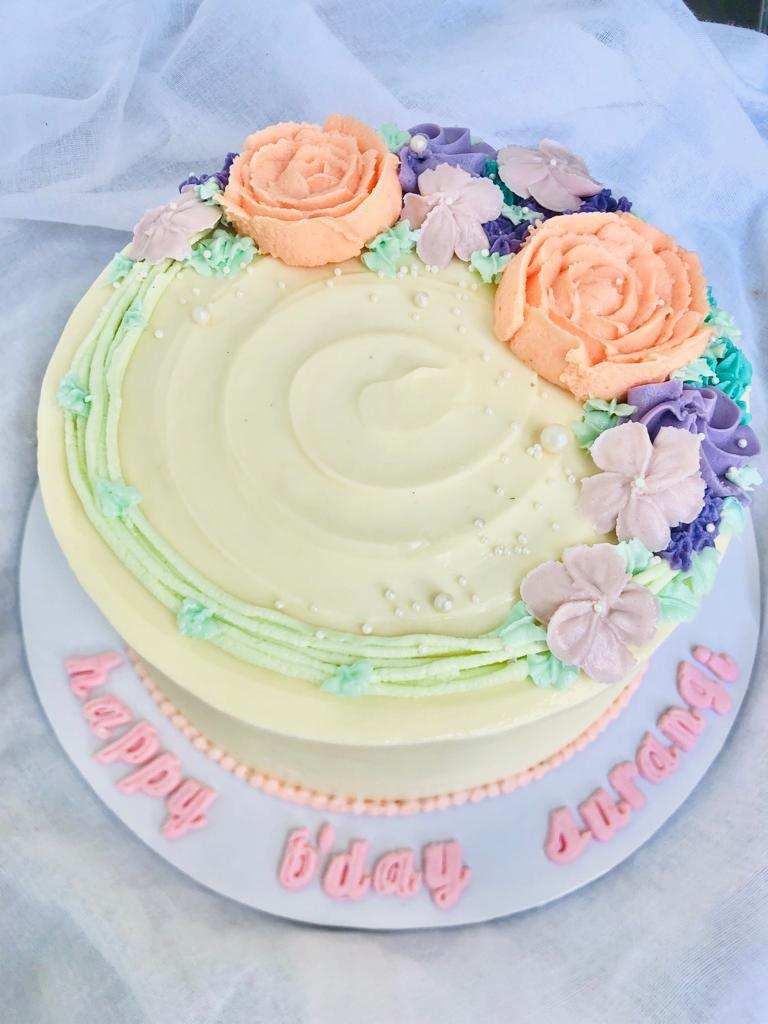 Floral Beauty Inspired Cake by YaluYalu - yaluyalu