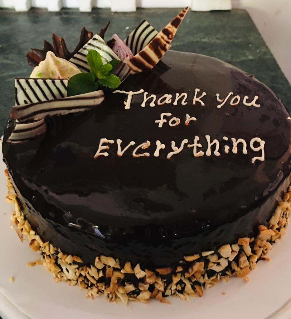 Thank You For Everything Chocolate Gateau by Yalu Yalu 1Kg yaluyalu