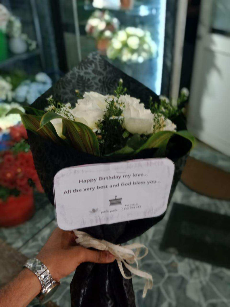 White Elegance Flower Bouquet by YaluYalu - yaluyalu