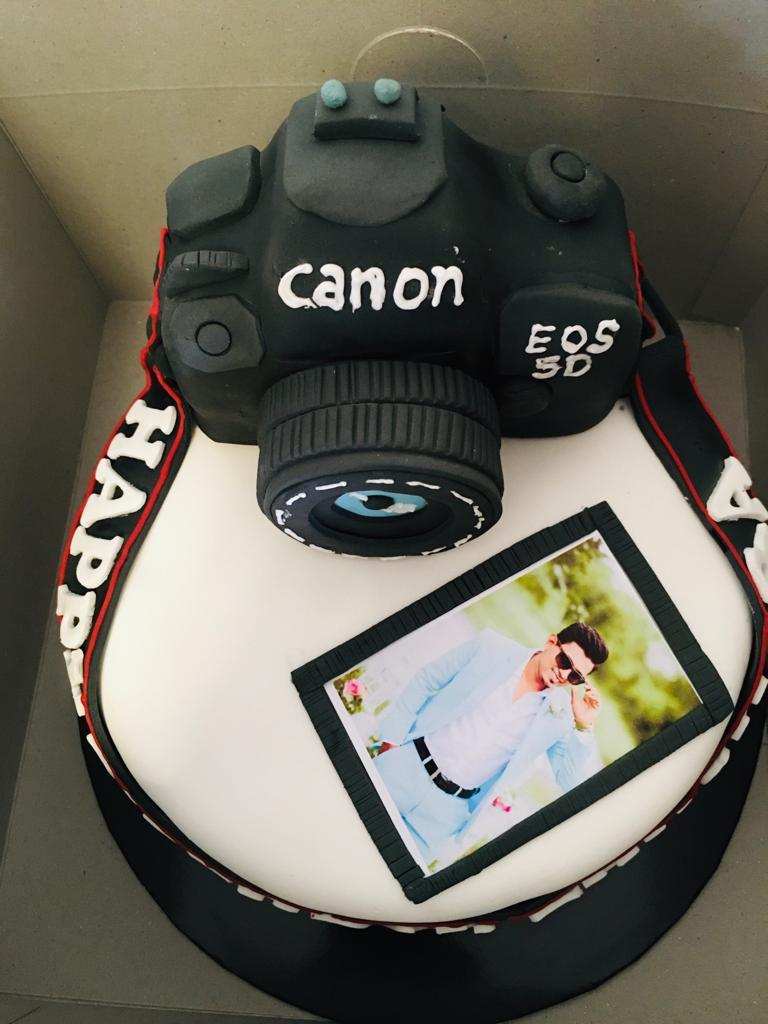 Camera Cake by Yalu Yalu - yaluyalu