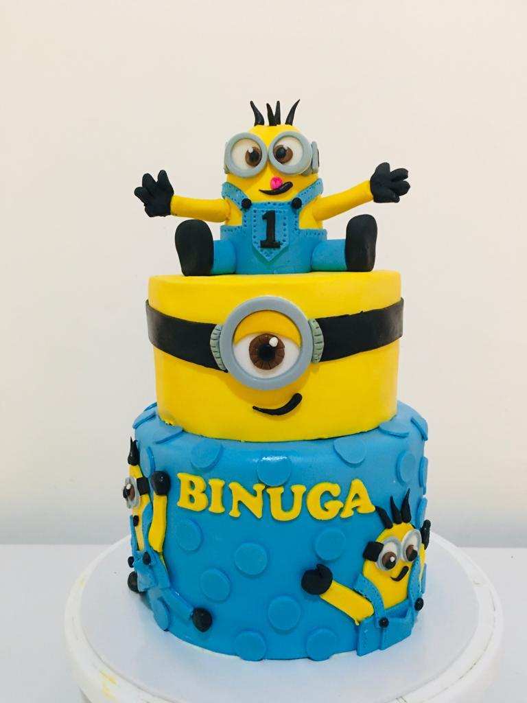 Minion 2 Tier Designer Ribbon Cake by Yalu Yalu - yaluyalu